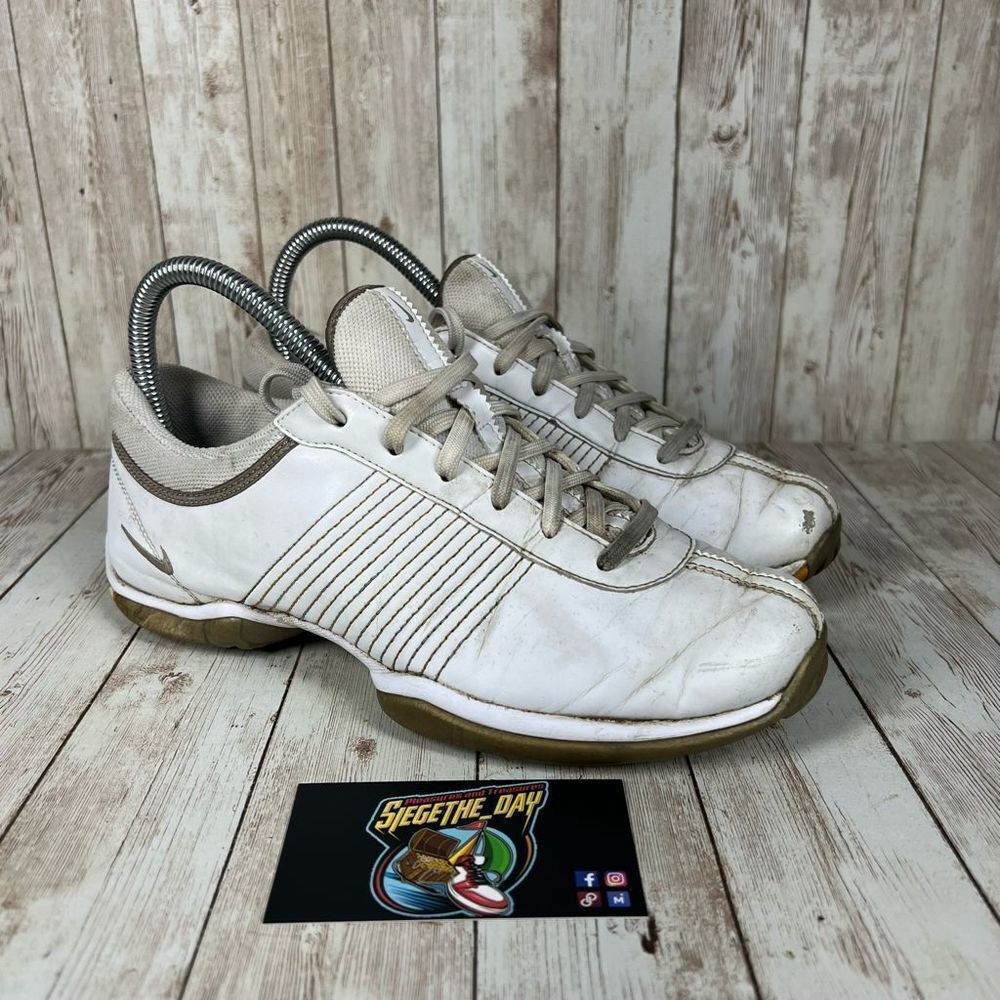 Nike golf shoes - Womens 6.5‎